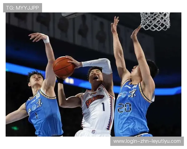 CBA深圳连续防守转化为快攻得分：速度、韧性与冠军气质