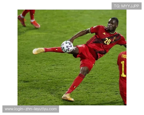 卢卡库头球点成制胜关键，比利时高点战术奏效